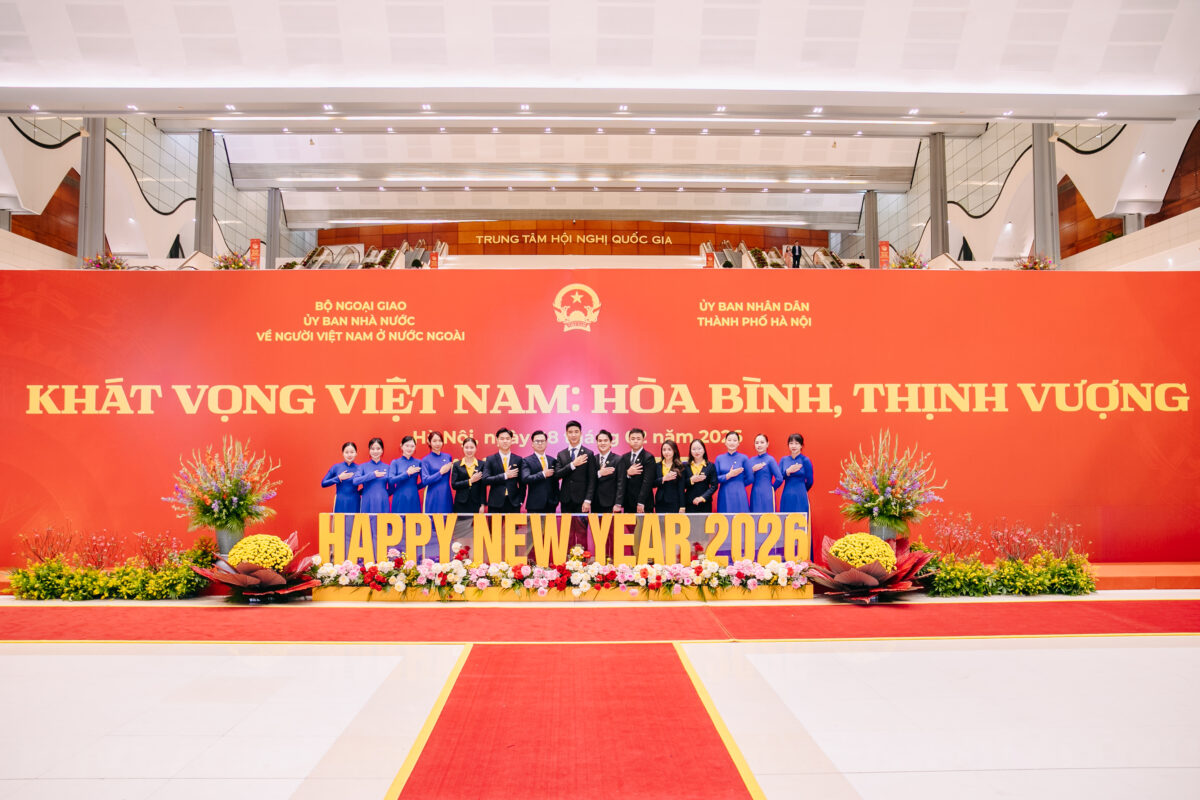 xuân quê hương 2026 ảnh đại diện | Đôi Dép